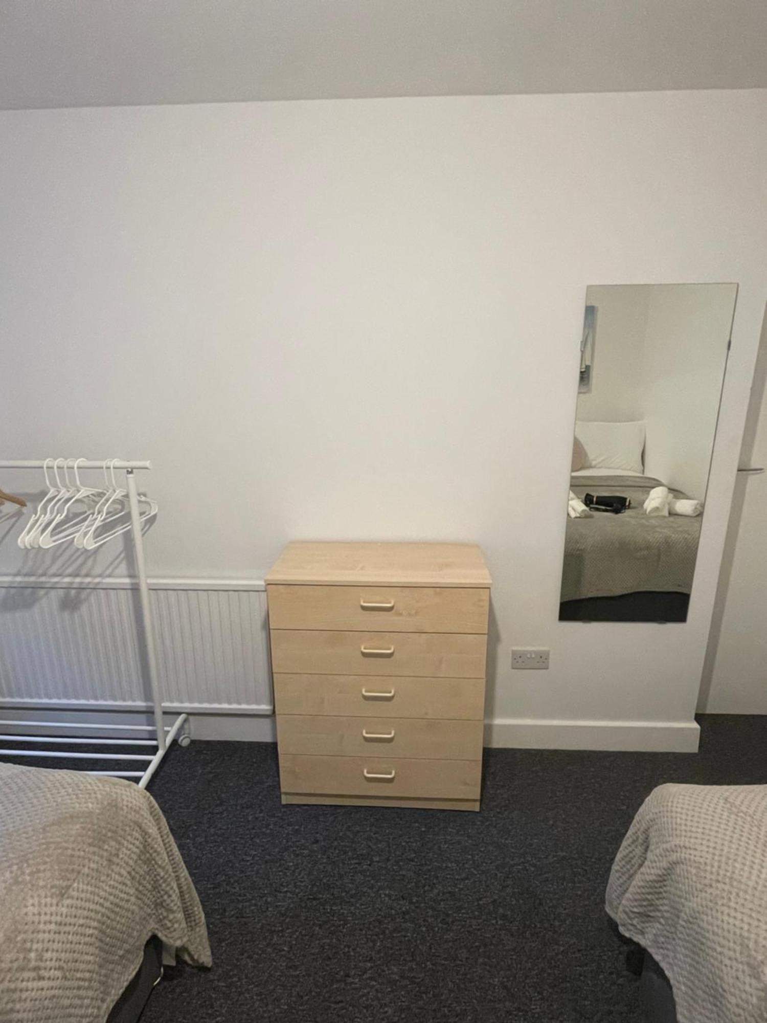 Lovely Triple And Quadruple Rooms In Euston & Square In Central Londyn Zewnętrze zdjęcie