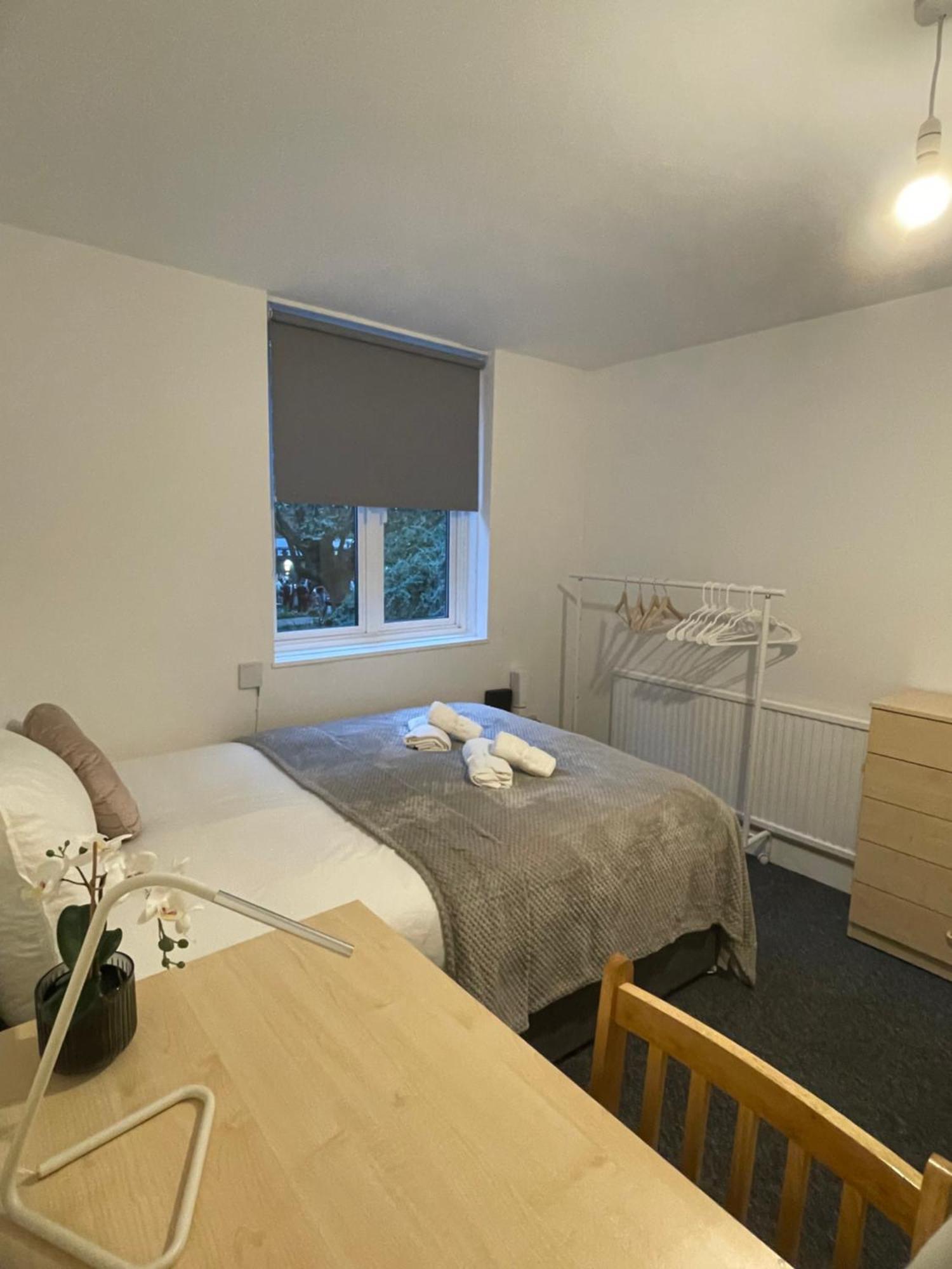 Lovely Triple And Quadruple Rooms In Euston & Square In Central Londyn Zewnętrze zdjęcie