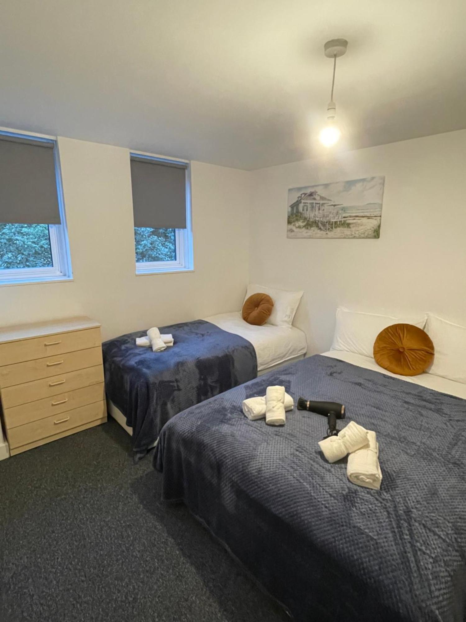 Lovely Triple And Quadruple Rooms In Euston & Square In Central Londyn Zewnętrze zdjęcie