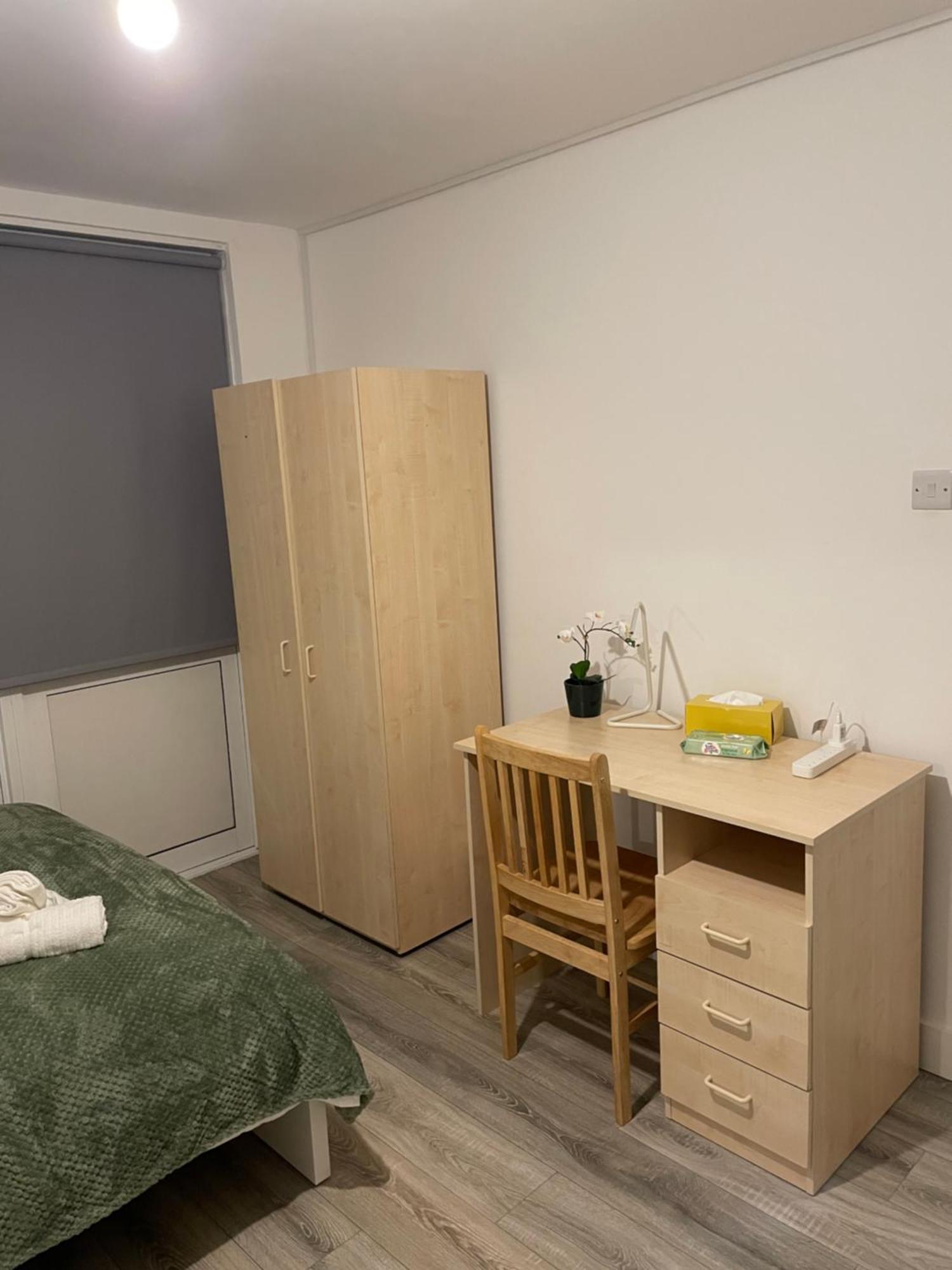 Lovely Triple And Quadruple Rooms In Euston & Square In Central Londyn Zewnętrze zdjęcie